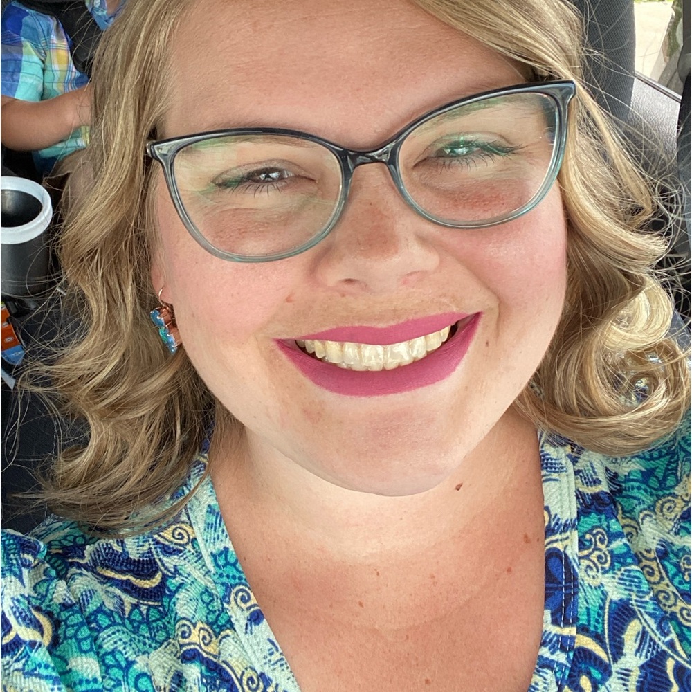 Meet your Posher, Amber